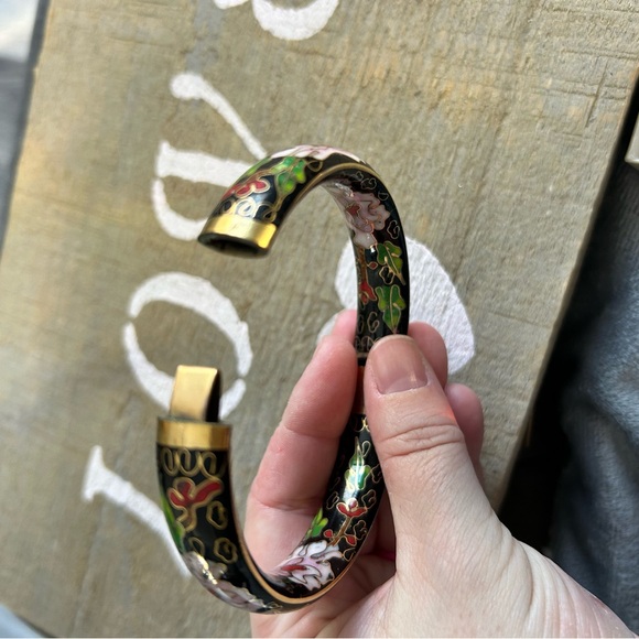 HUGE 1970 Cloisonné Floral Enamel Bangle Bracelet - Picture 8 of 11